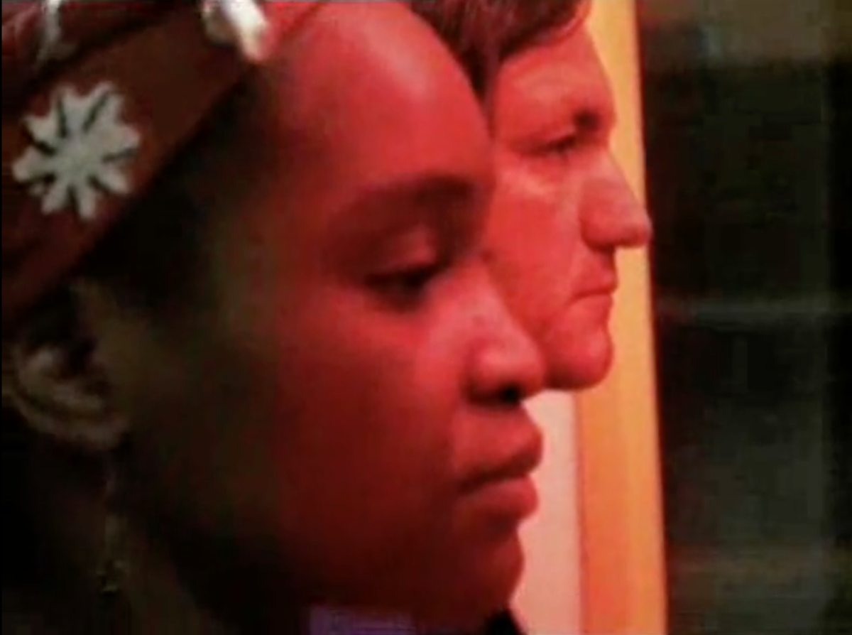 L’herbe collée…